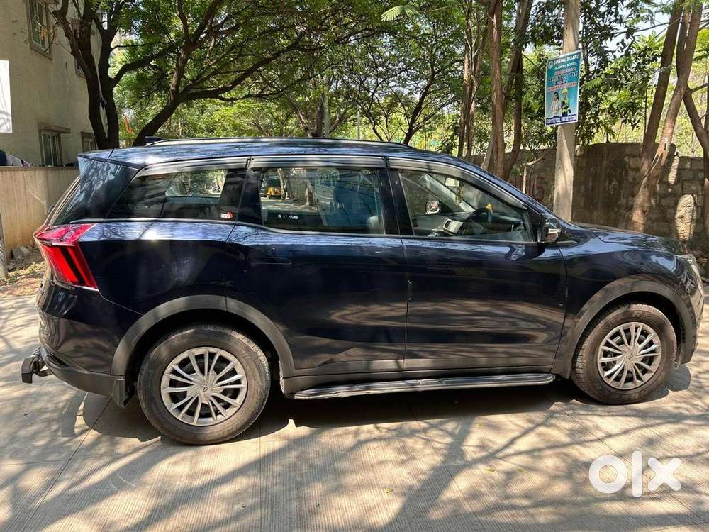 Mahindra Xuv700 2022 Diesel Well Maintained