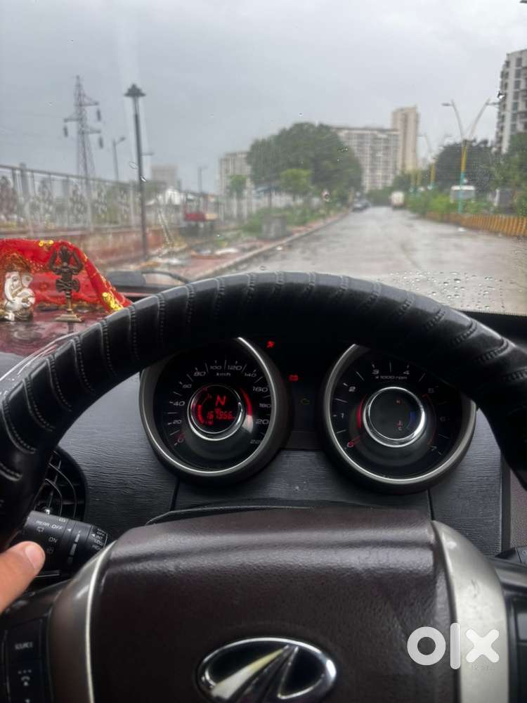 Mahindra Xuv500 2015 Diesel Well Maintained