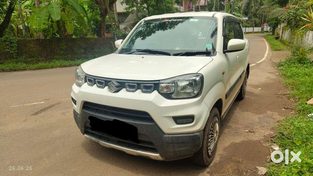 Maruti Suzuki S-presso Vxi Plus Amt, 2019, Petrol
