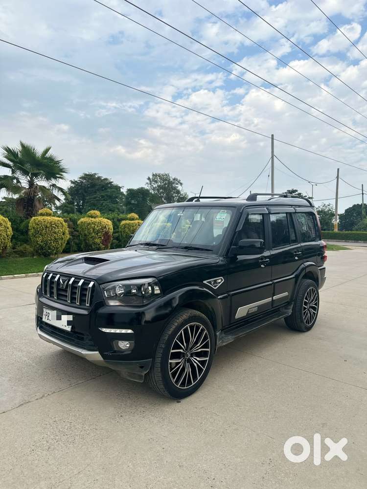 Mahindra Scorpio Classic 2.2 S 11 Mt 7 Str, 2024, Diesel