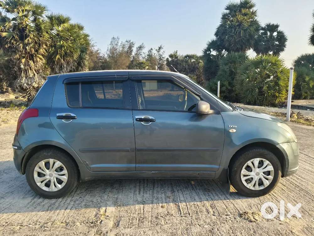Maruti Suzuki Swift 2006 Petrol 183000 Km Driven