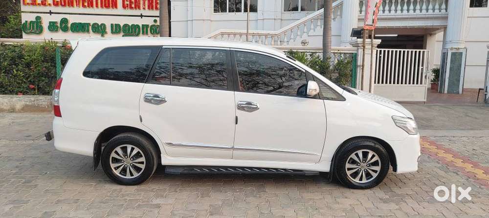 Toyota Innova 2.5 V 8 Str, 2015, Diesel