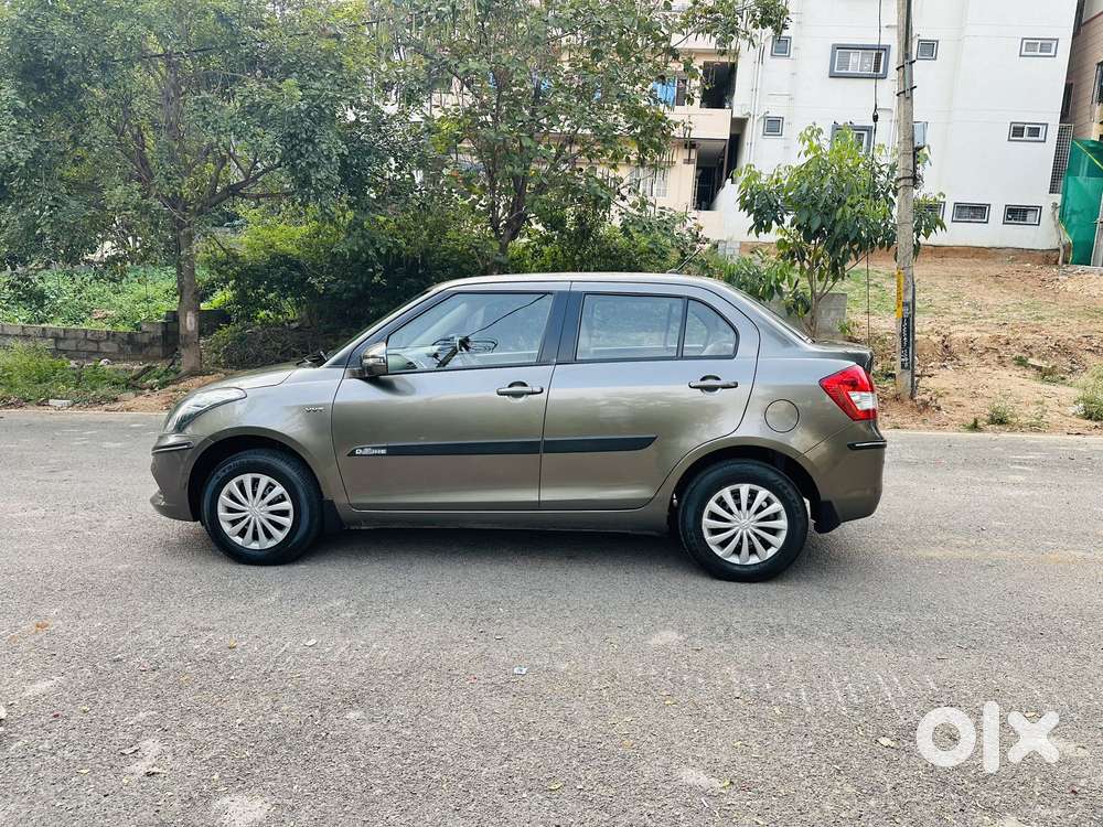 Maruti Suzuki Swift Dzire Vxi(o) Mt, 2016, Petrol