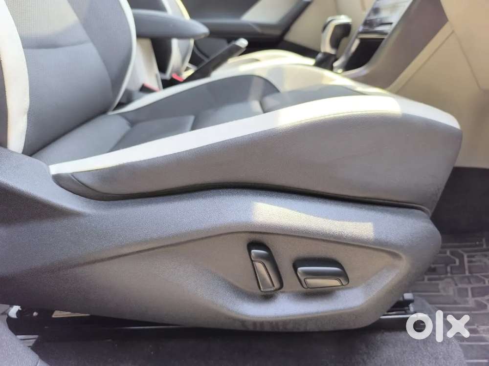 Volkswagen Taigun, 2025, Petrol
