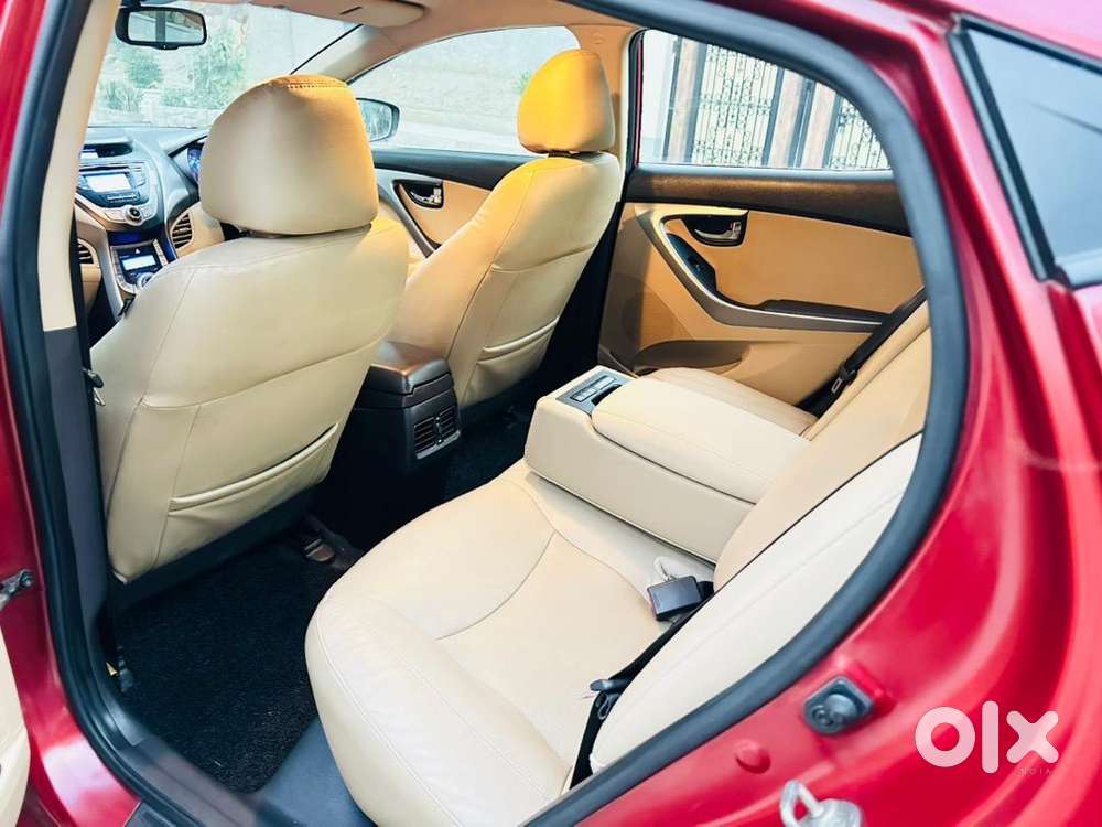 Hyundai New Elantra 2014 August Petrol Well Maintained