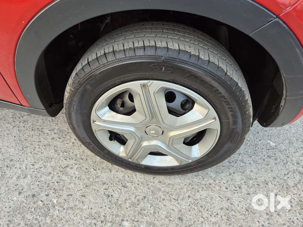 Tata Nexon 1.2 Revotron Xm, 2020, Petrol