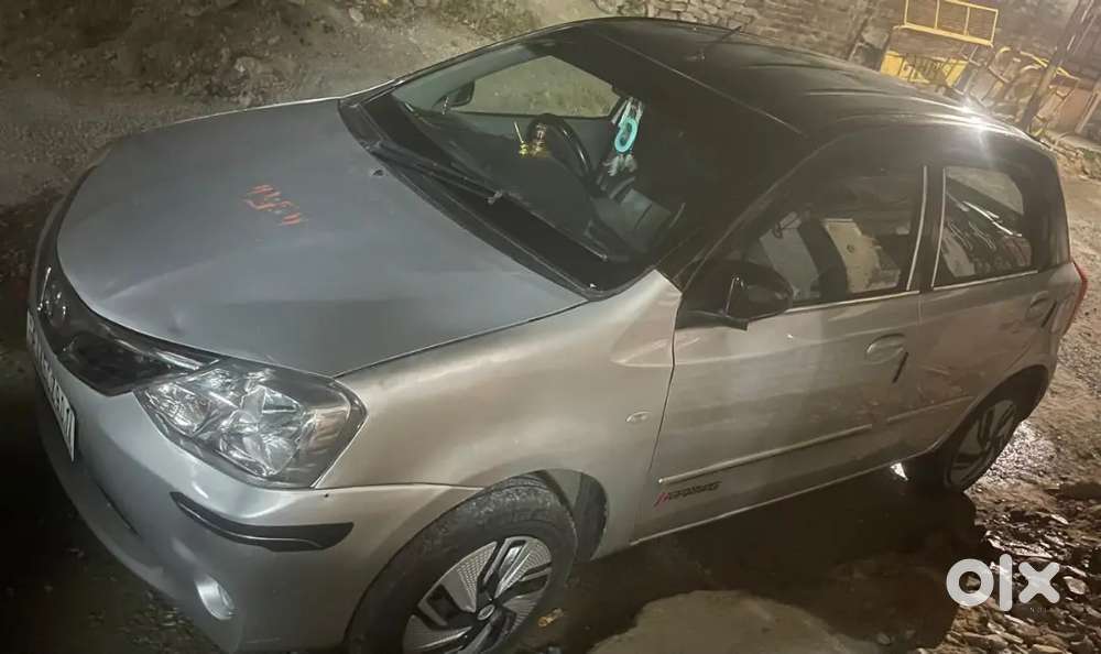 Toyota Etios Liva 2011
