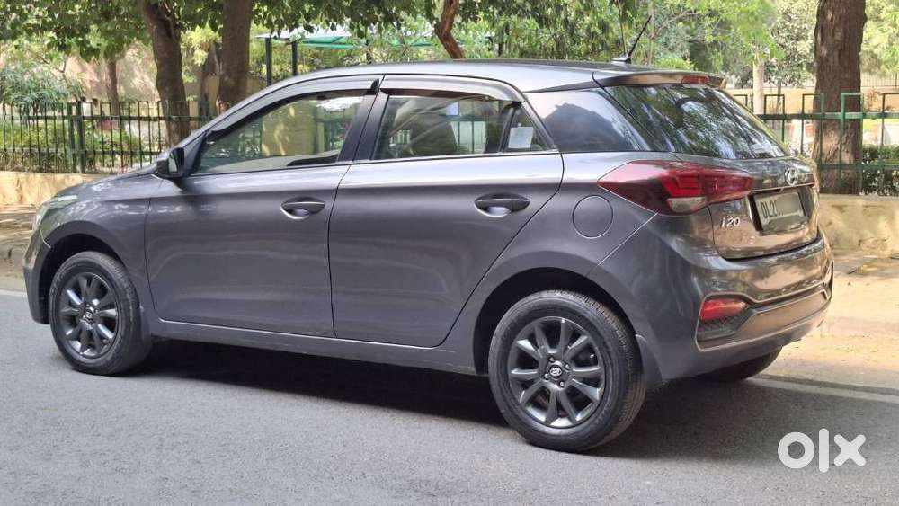Hyundai Elite I20 1.2 Asta (o) Cvt, 2018, Petrol