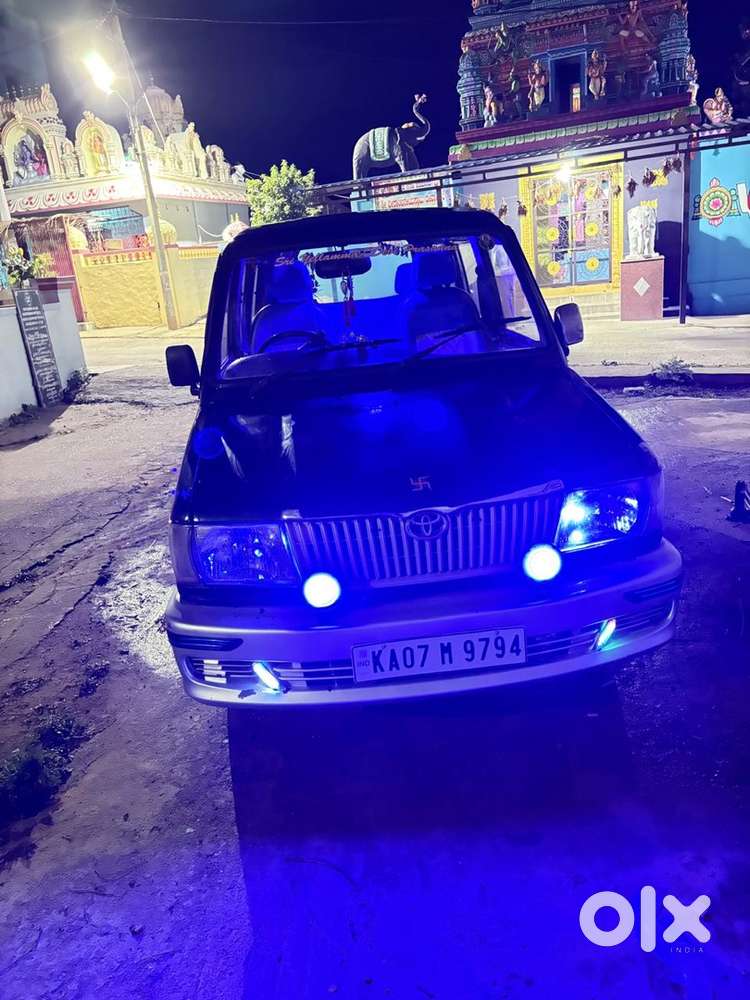 Toyota Qualis 2002 Diesel 18000 Km Driven