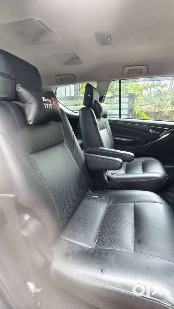 Toyota Innova Crysta 2.4 G 2019