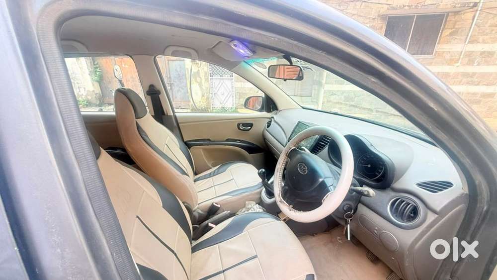 Hyundai I10 2011 Car