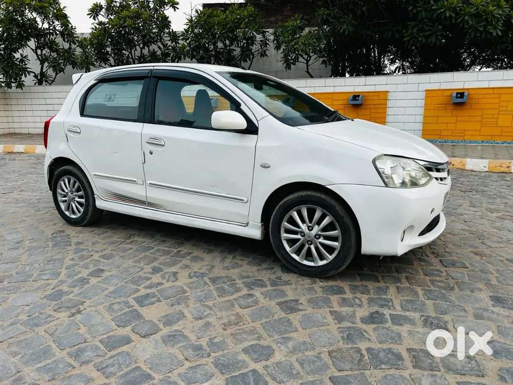 Toyota Etios 2011 Petrol 63000 Km Driven