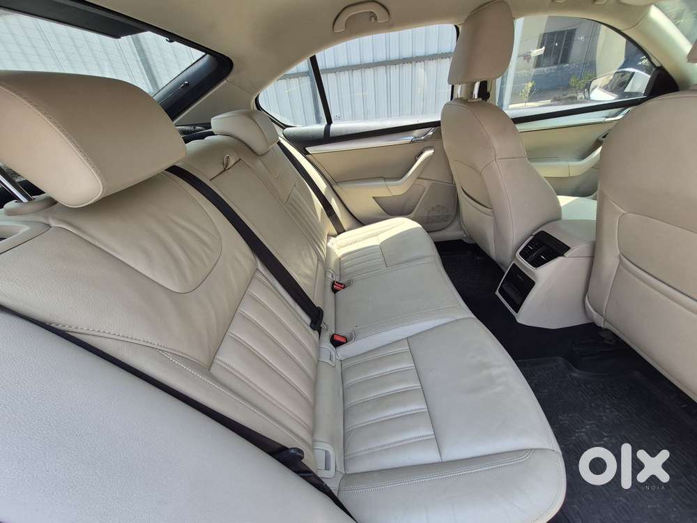 Skoda Octavia 1.8 Tsi At Style Plus, 2018, Petrol