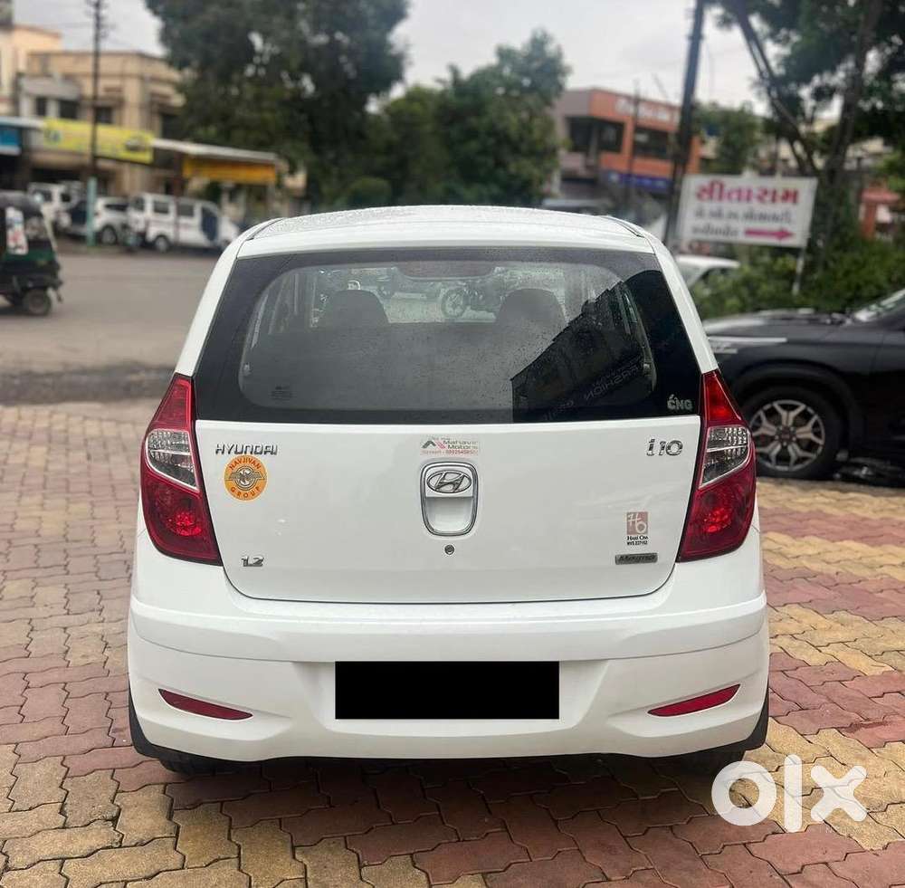 Hyundai I10 Magna 1.2 Petrol + Cng (only 75k Km Driven)