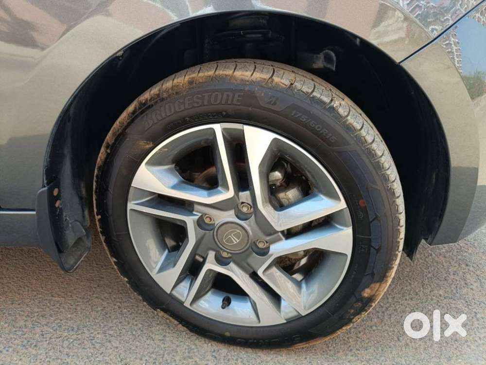 Tata Tiago 1.2 Revotron Xza, 2023, Petrol
