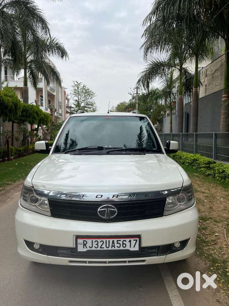 Tata Safari Storme, 2017, Diesel