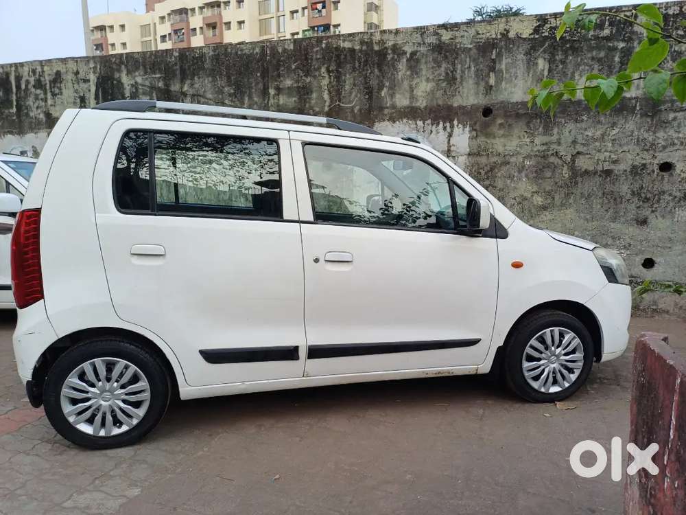 Maruti Suzuki Wagon R 2010 Petrol + Cng