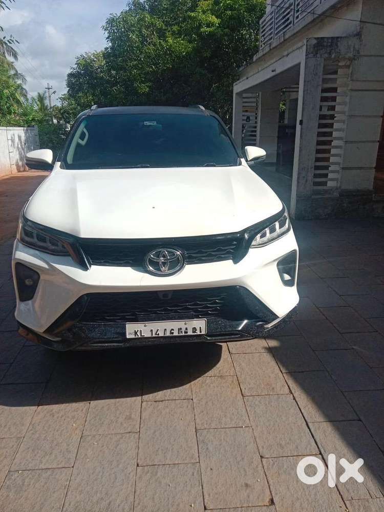 Toyota Fortuner - Excellent Condition (kl 14)