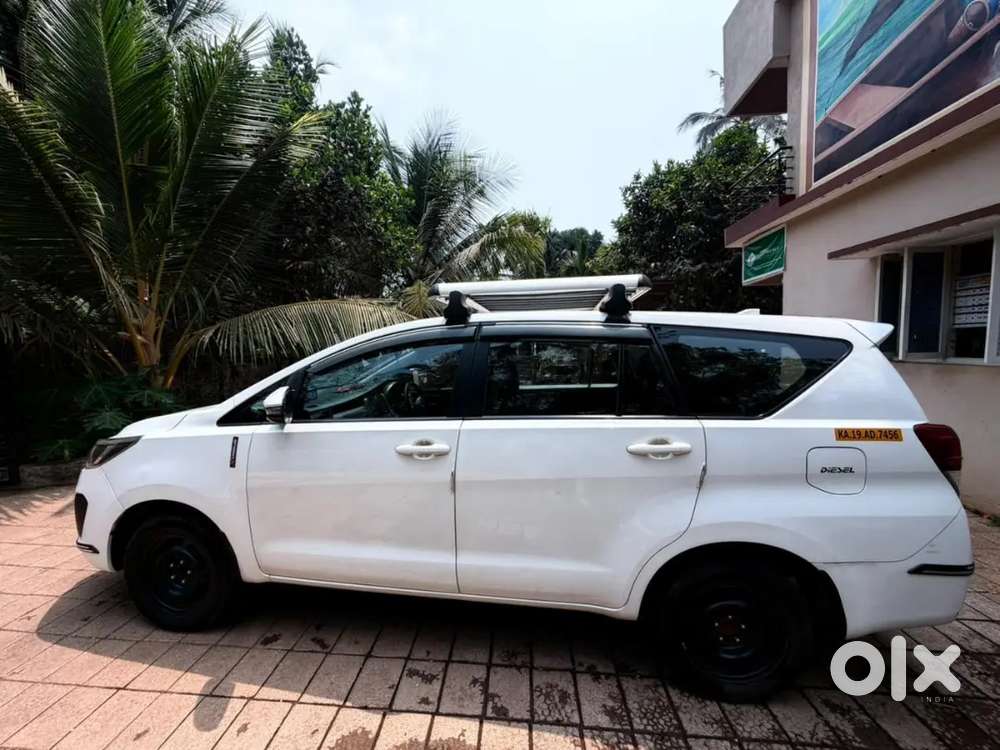 Innova Crysta
