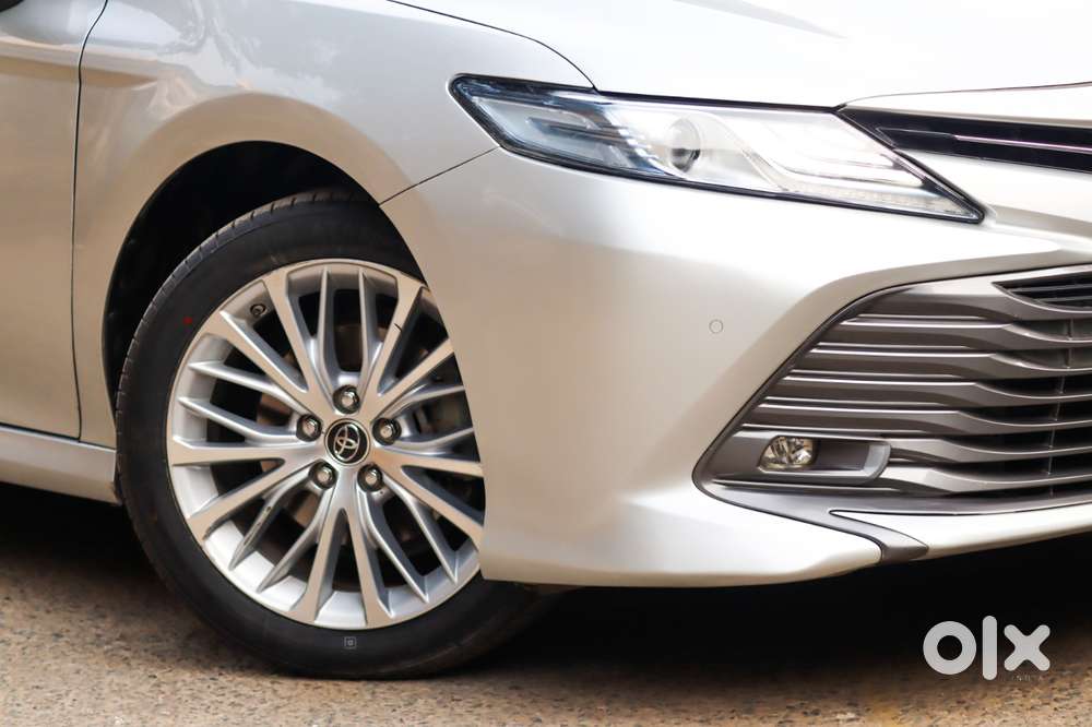 Toyota Camry Hybrid, 2019, Petrol