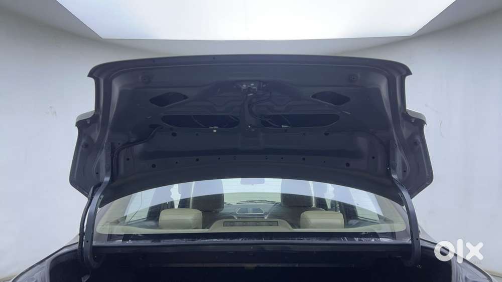 Maruti Suzuki Dzire 1.2 Zxi Plus Amt, 2017, Petrol