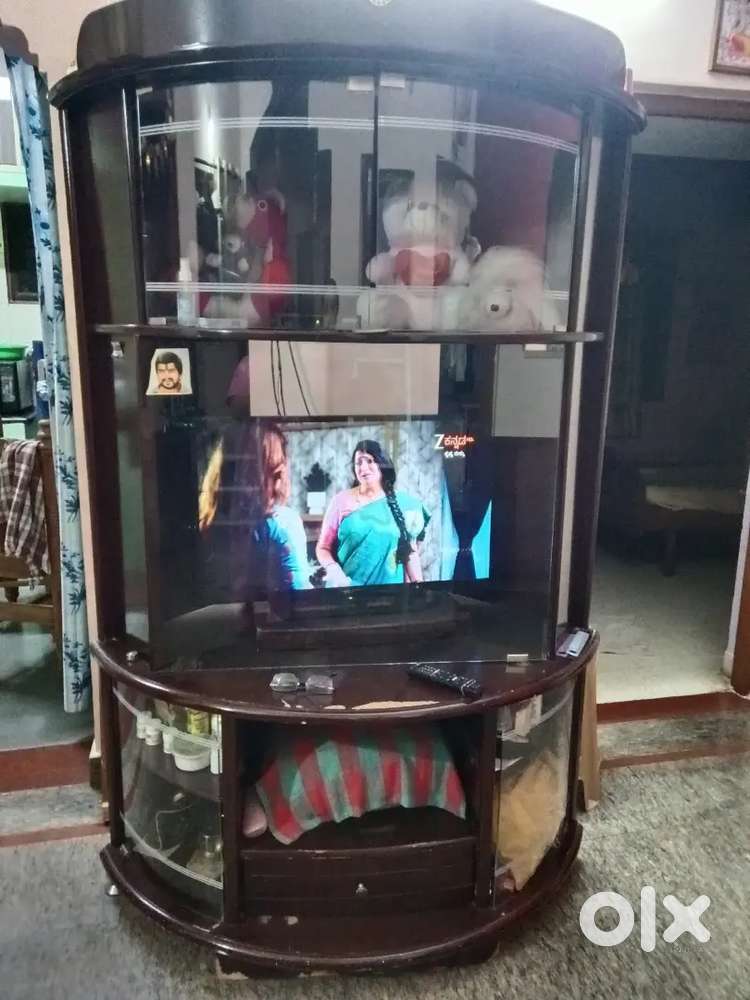 Tv & Tv stand