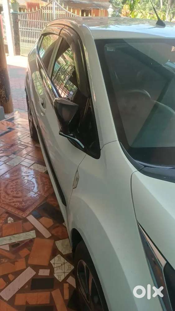 Tata Altroz 2021 Petrol 76000 Km Driven