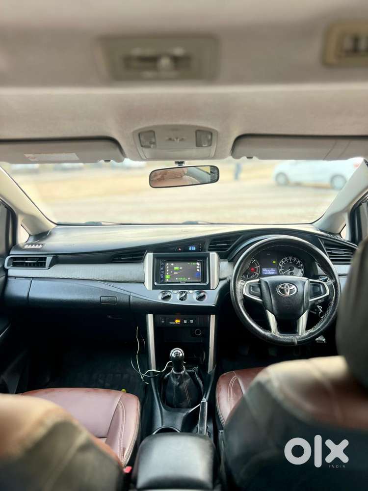 Toyota Innova Crysta 2.4 Gx Mt 8s, 2016, Diesel