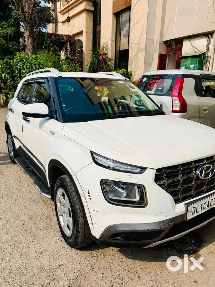 Hyundai Venue Petrol Manual 2020