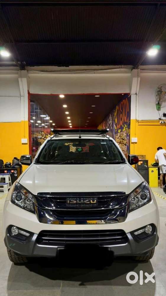 Isuzu Mu-x 2018 Diesel 29000 Km Driven