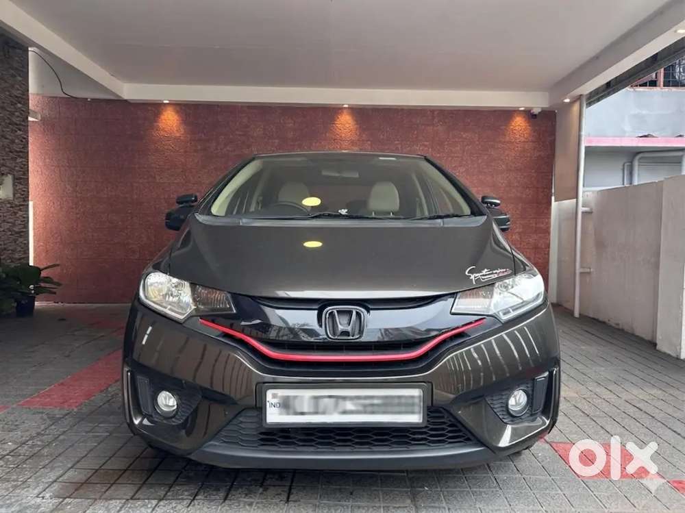 Honda Jazz 2019 Full Option Well Maintained