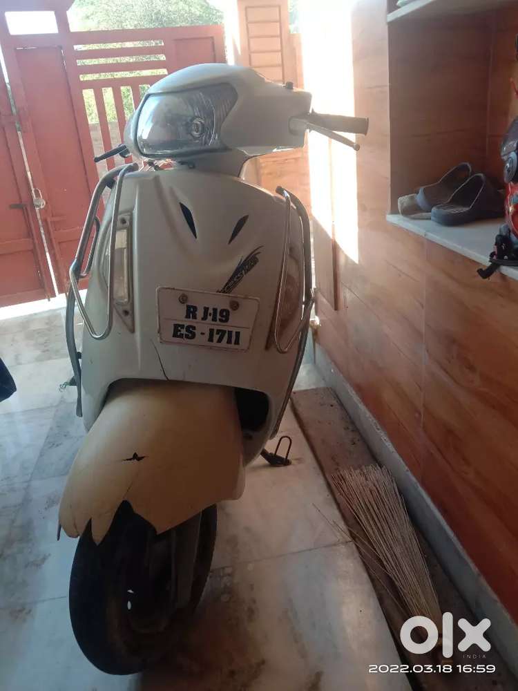 Scooty Buy Sell Second Hand Scooty in Rajasthan Used Scooters in Rajasthan OLX