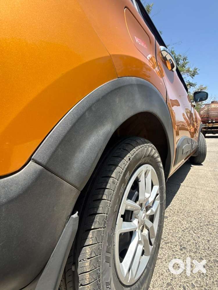 Renault Triber 2023 Petrol 50000 Km Driven