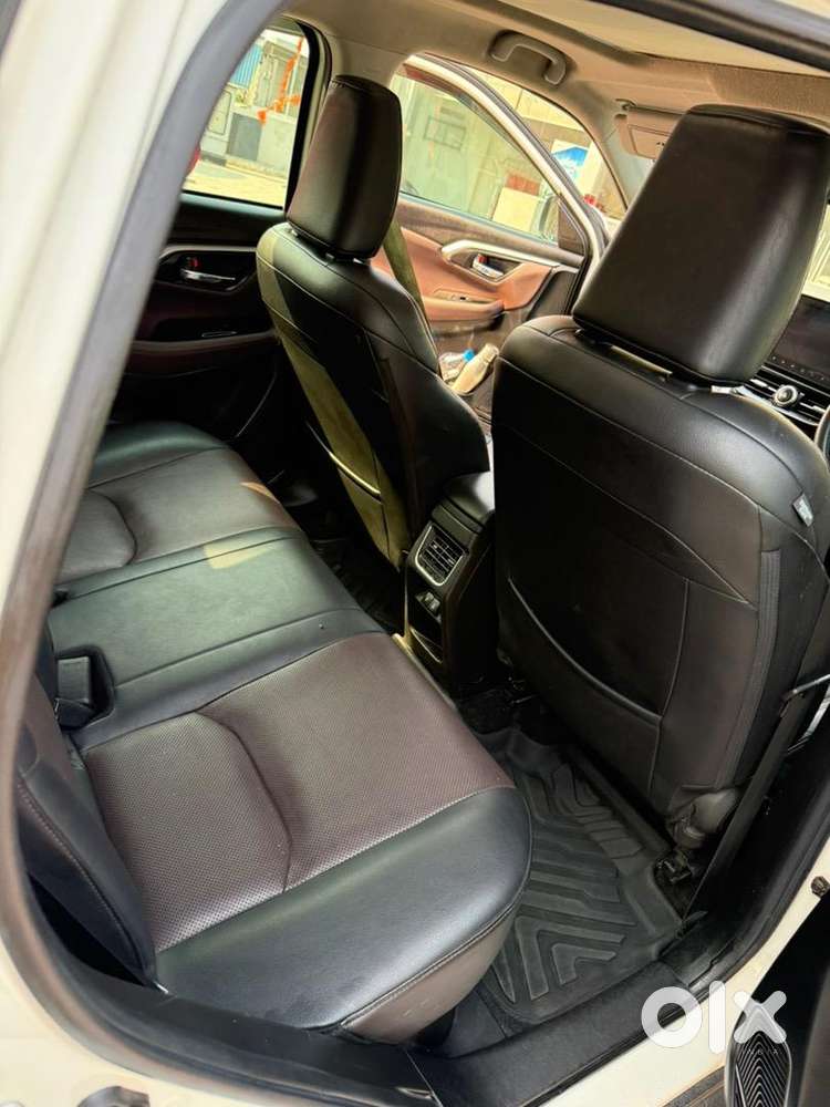 Maruti Suzuki Grand Vitara 2023 Petrol Well Maintained