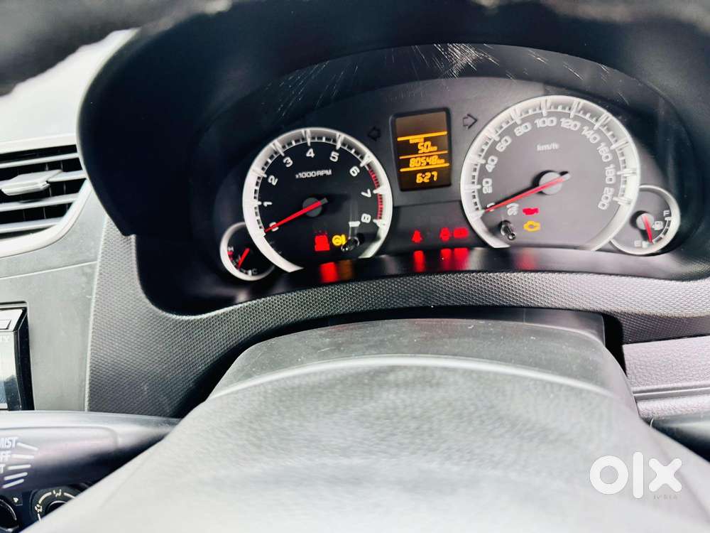 Maruti Suzuki Swift Vxi Optional, 2014, Petrol