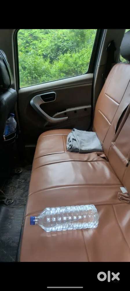 Mahindra Tuv 300 2018