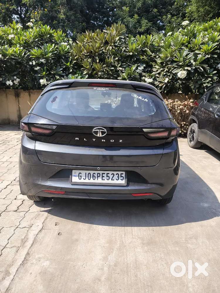 Tata Altroz 1.2 Xe 2021