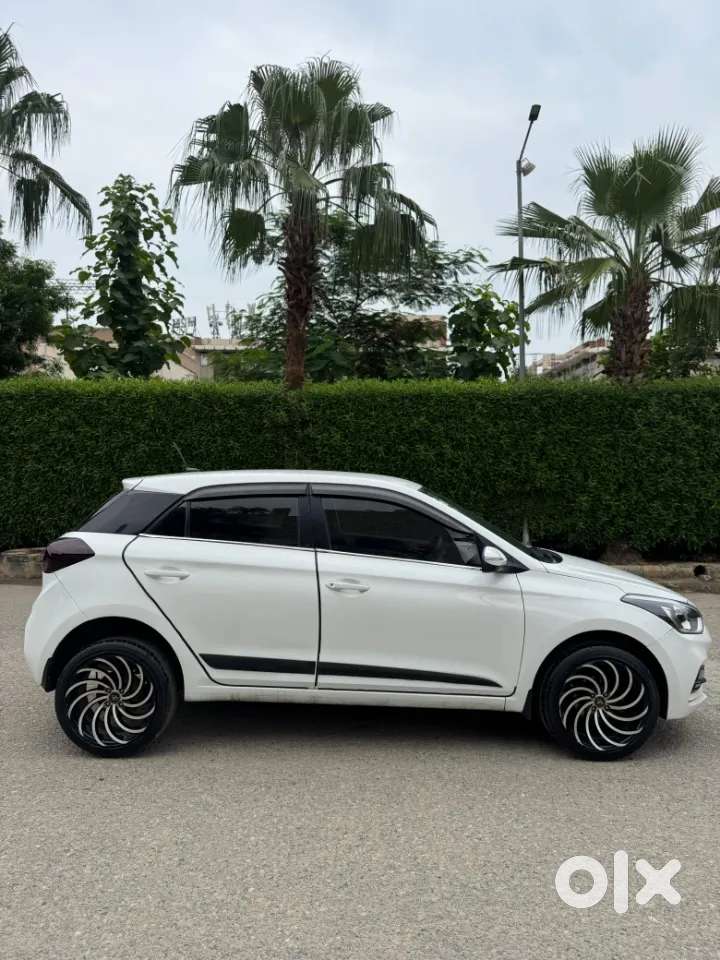 Hyundai Elite I20 Sportz Plus, 2019, Petrol