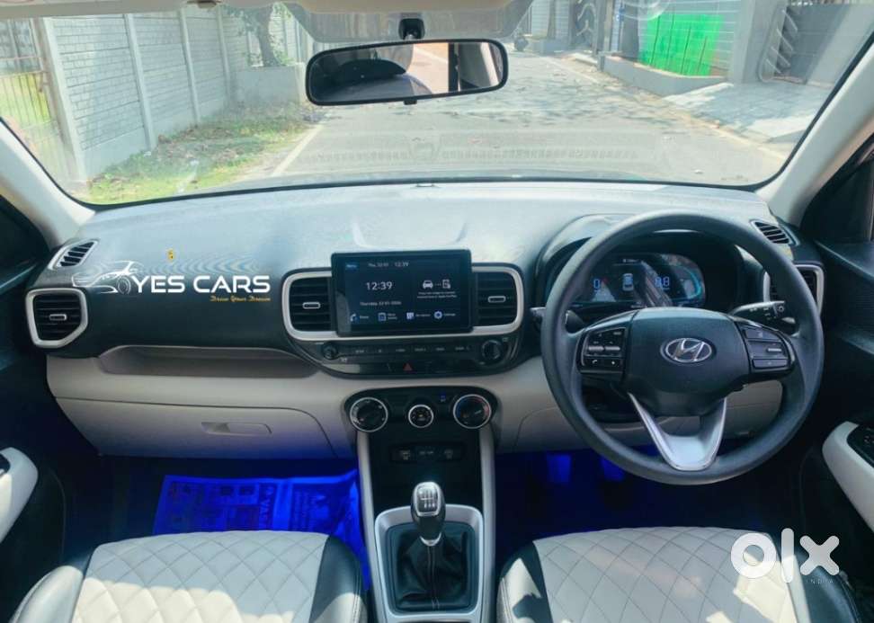 Hyundai Venue, 2022, Petrol