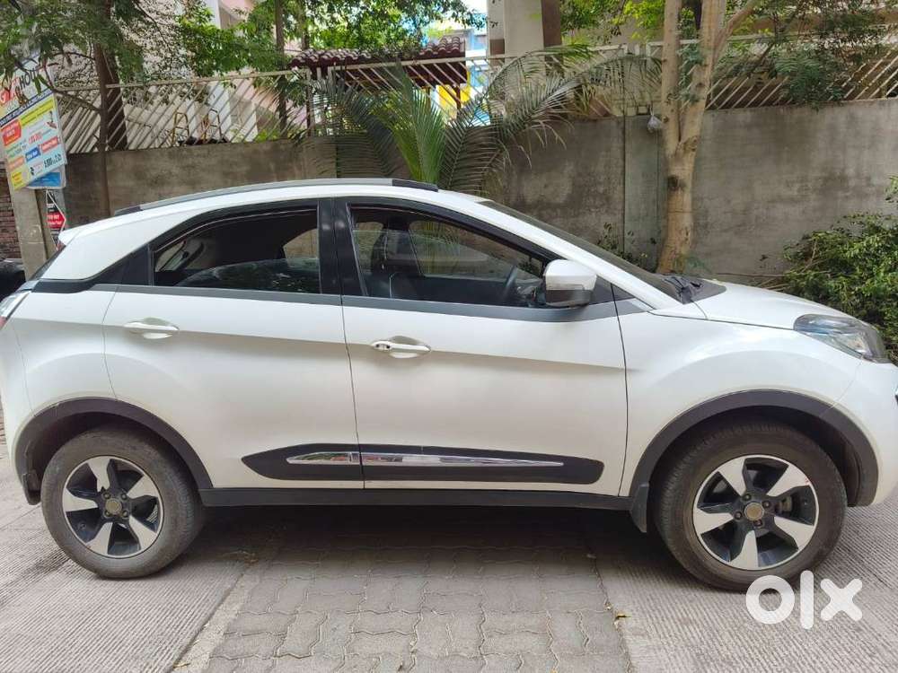 Well Maintained Tata Nexon 1st Owner Car