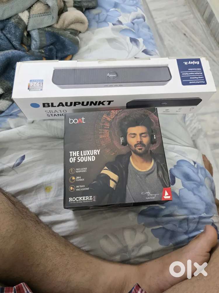 Selling headphone and soundbar