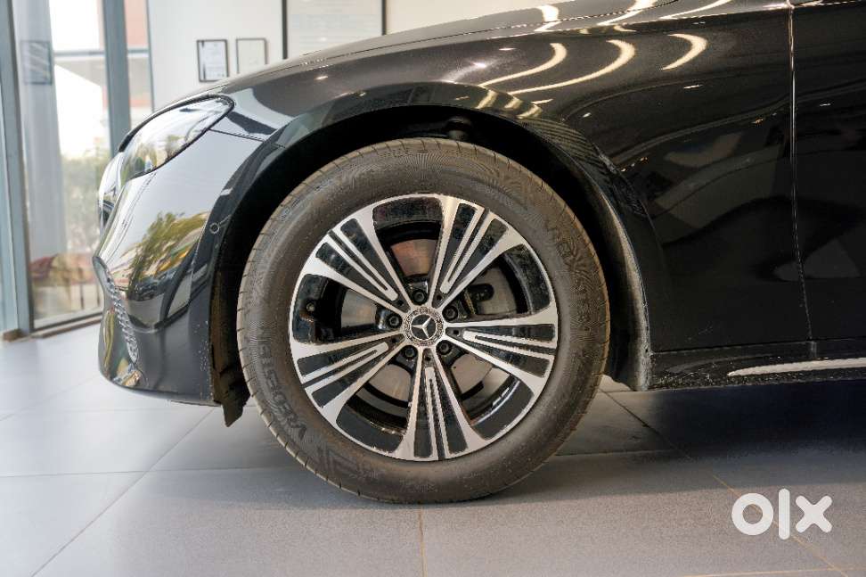 Mercedes-benz E-class E220d Lwb, 2025, Diesel