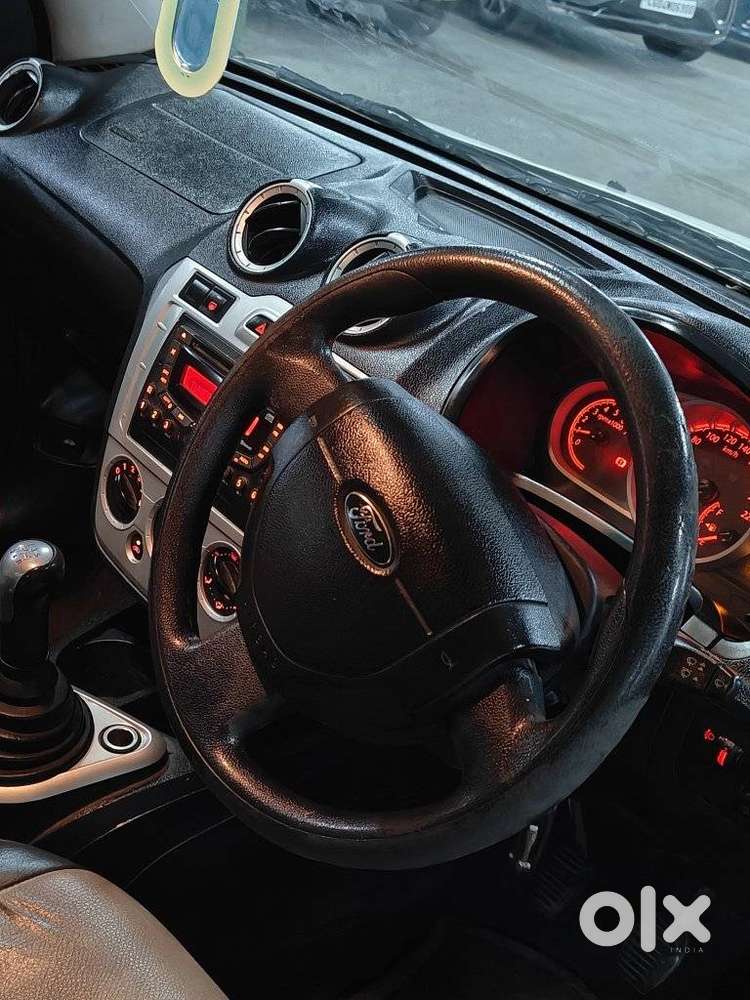 Ford Figo 2012-2015 Diesel Titanium, 2011, Diesel