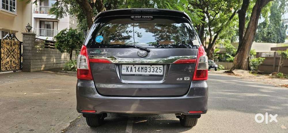 Toyota Innova 2.5 V 8 Str, 2015, Diesel