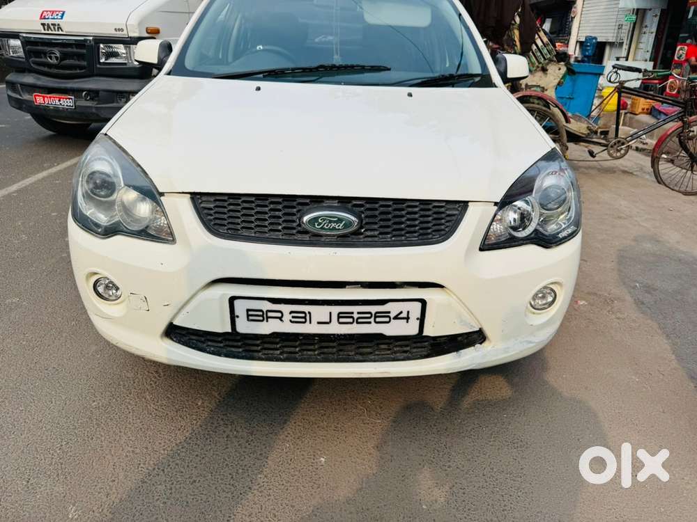 Ford Fiesta Petrol Manual 2013