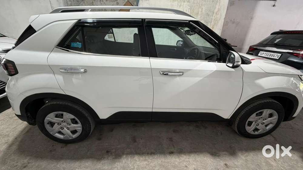 Hyundai Venue Sx, 2022, Petrol