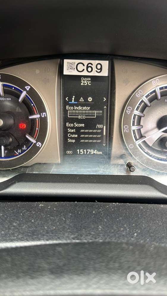 Toyota Innova Crysta 2017 Diesel 152000 Km Driven