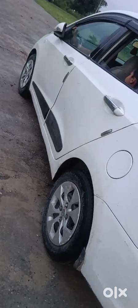 Hyundai Xcent 2015 Car