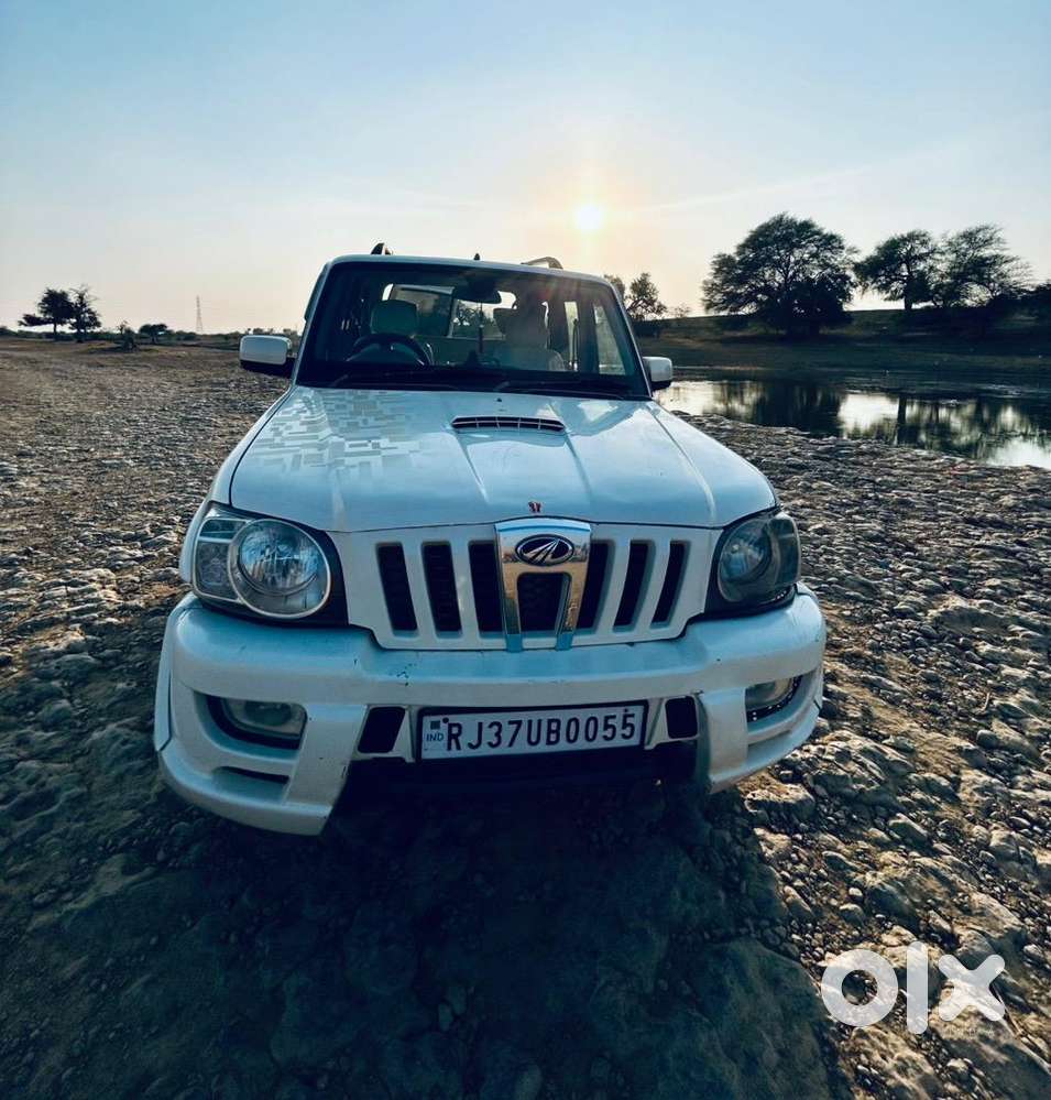 Mahindra Scorpio 2014 Diesel Well Maintained