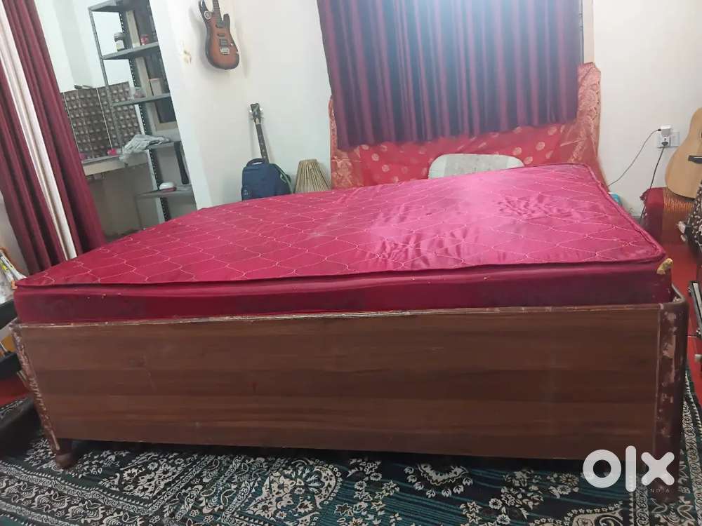 Bed & mattress